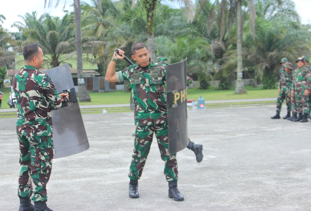 Siapkan Satuan Jelang Pemilu, Yonif 132/Bima Sakti Laksanakan Latihan PHH