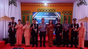 SERAH TERIMA KEPALA RUTAN PEKANBARU, BASTIAN MANALU RESMI GANTIKAN SUBAKDO WULANDORO