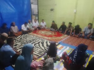 Silaturahmi Bacalon Wakil Bupati Jhony Charles BBA MBA Bersama Rombongan Di Desa IMAM Bonjol Kepenghuluhan Bagan Batu Barat Rokan Hilir