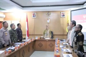 Dukung Redistribusi Tanah, Pj Bupati Surung Charles Bantjin Pimpin Sidang Gugus Tugas Reforma Agraria Tahun 2024