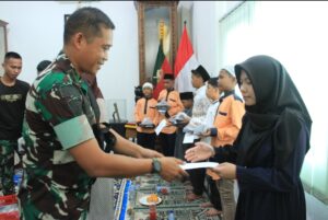 Yonif 132/BS Gelar Kegiatan “Jumat Berkah” Berbagi Kebahagiaan Bersama Anak Yatim