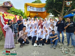 Hadiri Undangan Pernikahan Di Lingkungan Teratak Pasir Sialang” Tim Pro YouWin Dapat Dukungan Penuh Untuk Pemenangan Calon Bupati Kampar Dengan No Urut 4 Dari Warga