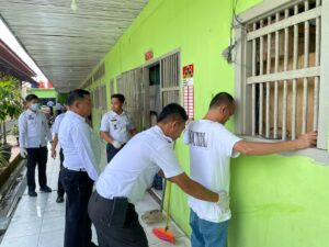 Deteksi Dini Gangguan Kamtib, Lapas Pekanbaru Gelar Razia Rutin