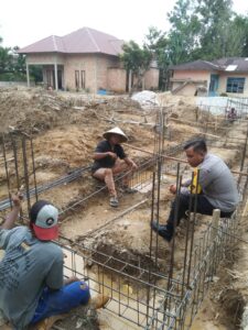 Sambang Pekerja Bangunan, Ini Disampaikan Kasat Binmas Polres Kampar