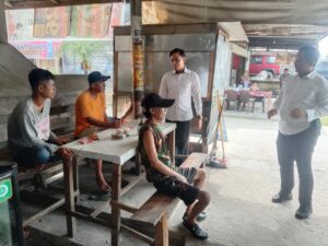 Sasar Warga di Simpang Pulau, Satresnarkoba Sampaikan Cooling System