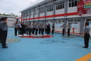 Pimpin Apel Pagi, Kalapas Narkotika Rumbai: Laksanakan Tugas sesuai dengan SOP dan Peraturan yang Berlaku