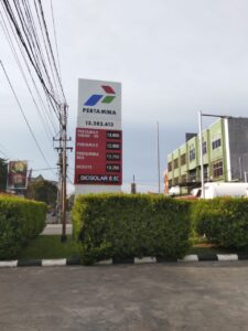 SPBU No.13.282.613 Jalan Harapan Raya Kota Pekanbaru Beroperasi Sesuai Dengan SOP dan Ikuti Aturan Pertamina