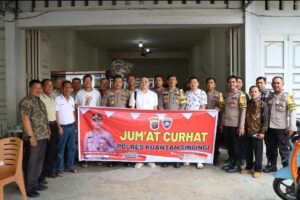 Polres Kuansing Gelar Jumat Curhat Bersama Masyarakat Tionghoa Dalam Rangka Cooling System Menuju Pilkada Damai 2024