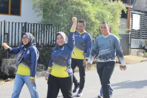Tingkatkan Kebugaran dan Keakraban Antar Petugas, Lapas Pekanbaru Gelar Jalan Santai Sekitar Lingkungan Lapas