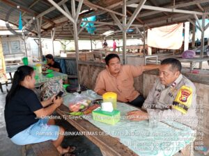 Cooling System di Desa Tanjung Sawit, Polsek Tapung Ajak Warga untuk Bijak Bermedia Sosial