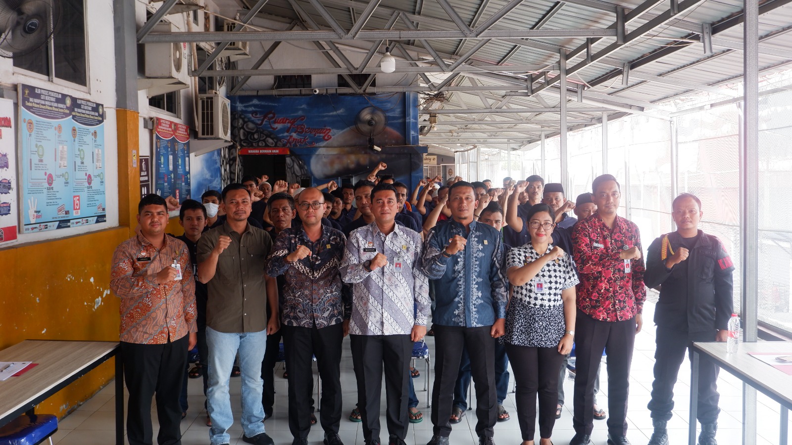 KOMITMEN PENUHI PELAYANAN DAN HAK WARGA BINAAN, RUTAN PEKANBARU LAKSANAKAN SIDANG TPP