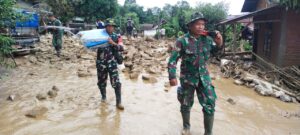 Kodam I/BB Kerahkan dan Siagakan PRCPB di Lokasi Banjir Bandang dan Longsor di Wilayah Kodim 0212/TS