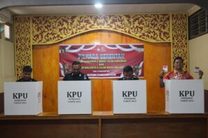 Puncak Perayaan Pesta Demokrasi, Warga Binaan dan Jajaran Lapas Pekanbaru Gunakan Hak Pilih Pada Pilkada Serentak 2024