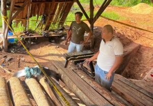 Tiga Tersangka Diciduk! Polres Kampar Ungkap Kasus Illegal Logging di Siak Hulu