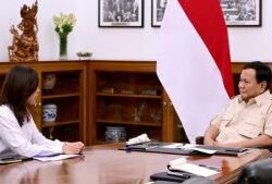 Presiden Prabowo Bahas Transformasi Digital bersama Menkomdigi