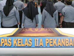 Melalui Apel Pagi Senin Kalapas Amanatkan Untuk Terus Menjaga Integritas dan Kediplinan Dalam Bekerja