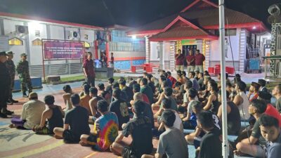 Lapas Tembilahan Gelar Razia Kamar Hunian Bersama TNI, Deteksi Dini Gangguan Keamanan Dan Ketertiban 