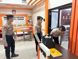 Sat Samapta Polres Kuansing Lakukan Sterilisasi Lokasi Pleno Penetapan Bupati dan Wakil Bupati Terpilih 2025