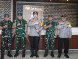 Perkuat Sinergitas TNI-Polri, Pangdam I/BB dan Rombongan di Sambut Hangat Kapolda Riau 