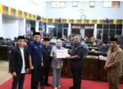 Rapat Paripurna Penyampaian LKPJ Tahun 2024 dan Ranperda Perusahaan Perseroan Daerah Bank Perekonomian Rakyat Rokan Hulu