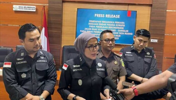 Tim Pidsus Kejari Inhil Menetapkan 2 Tersangka Inisial Kabid PU E dan Direktur EAS Perkara Korupsi Kerugian Negara 6,2 Miliar