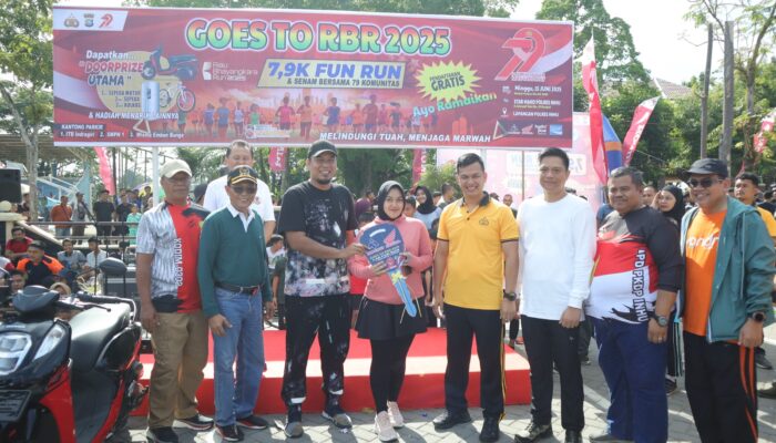 Kisah Haru Widi di Balik Kemenangan Undian Sepeda Motor pada Goes RBR 2025 yang Ditaja Polres Inhu