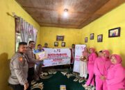 Kapolsek TPTM IPDA Boni ferdi Sagala dan tim Bhayangkari kunjungi rumah (Purn) PNS Polri Marzuki di jalan Datuk sanggo kecamatan TPTM