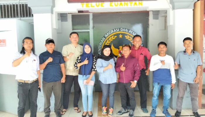 Bentuk Sinergitas, Awak Media Online Menteng News dan Rekan Rekan MO Jalin Silaturahmi ke Lapas Kelas IIB Taluk Kuantan 