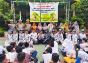 Ditlantas Polda Riau Gelar Police Go To School di SMK PGRI Pekanbaru, Tanam Pohon dan Bagikan Helm kepada Pelajar