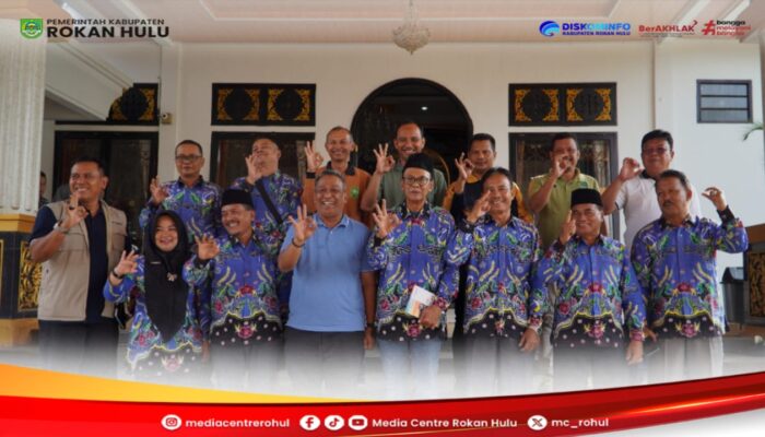 Bahas Distribusi Air Sawah dan Budidaya Ikan Agar Lebih Maksimal, Bupati Anton Hadiri Audiensi Bersama KTNA Rohul