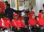 Wakil Bupati Rohil Jhony charles lakukan pelepasan secara resmi  karnaval dalam memeriahkan HUT RI ke 80 tahun 2025