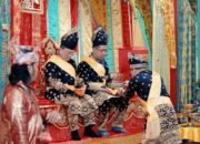 lembaga adat Melayu Rohil beri gelar adat kepada Bupati dan wakil Bupati Rohil