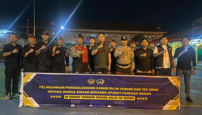 RUTAN KELAS IIA BATAM GELAR RAZIA BERSAMA APARAT PENEGAK HUKUM, DUKUNG PEMBERANTASAN HANDPHONE DAN NARKOBA