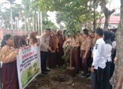 Siswa SMP 1 Bangkinang Kota Antusias Sambut Green Policing, Polisi Jadi Inspirasi Jaga Lingkungan!