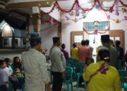 Kapolsek Kampar Turun Langsung Cek Ibadah Natal, Sampaikan Pesan Damai, Polri Berikan Rasa Aman!