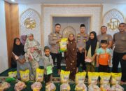 Di Akhir Tahun, Kapolsek Tapung Hulu Dan Jajaran Tunjukan Wajah Polri ke Anak Mengaji