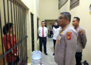 Awal Tahun, Kapolres Kampar ‘Tengok’ Tahanan, Pesan Humanis