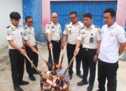 Tak Ada Ruang Bagi Barang Terlarang, Lapas Pekanbaru Musnahkan Barang Bukti Hasil Razia