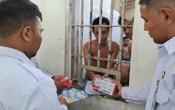 Pastikan Hak Terpenuhi, Lapas Pekanbaru Bagikan Perlengkapan Dasar di Blok Mapenaling