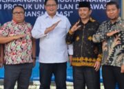 Ketua Transmigrasi Kampar Abah Mustofa Anur Disambangi Wamen Transmigrasi RI di BPPNT Pekanbaru