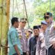 Dansat Brimob Dampingi Wakapolda Riau Tinjau Pembangunan Jembatan Merah Putih Presisi di Kuansing
