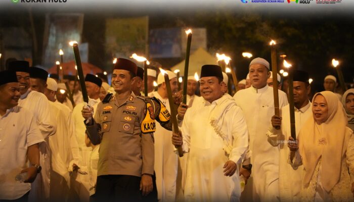 Cahaya Obor dan Gema Takbir: Menjemput Kemenangan di “Negeri Seribu Suluk”