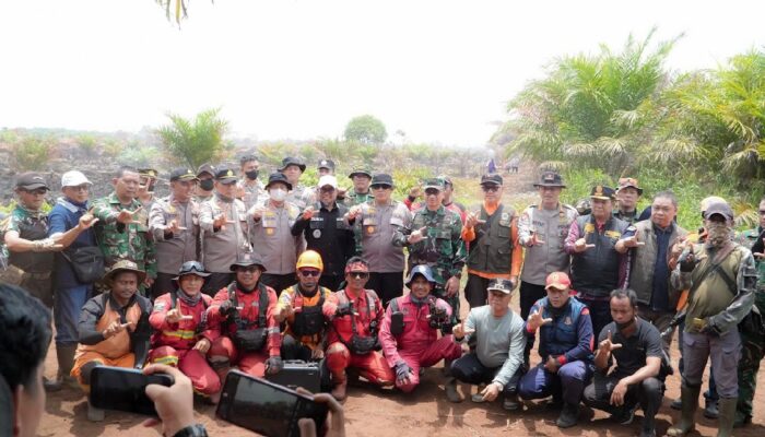 Turun ke Lokasi, Dansat Brimob Polda Riau Pastikan Karhutla Terkendali