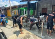 Brimob Polda Riau dan Polres Rohil Gotong Royong di Panipahan, Wujud Nyata Kepedulian Polri