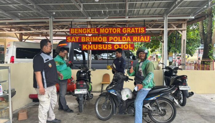Solusi Nyata di Jalanan : Bengkel Gratis Brimob Riau Ringankan Beban Ojol