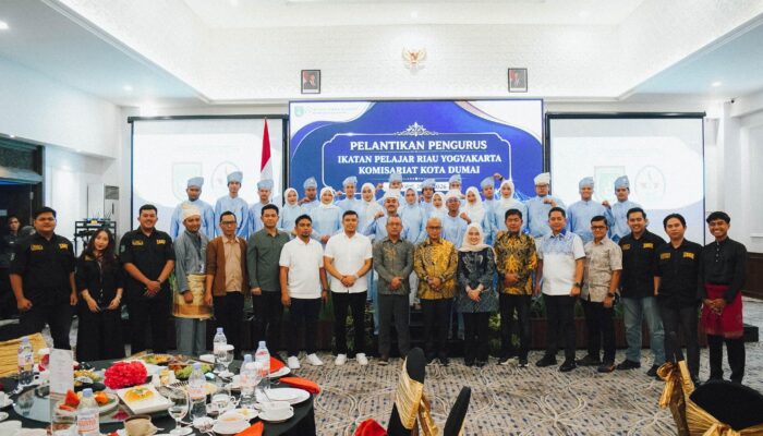 Sekretaris Daerah Kota Dumai Resmi Lantik Kepengurusan IPRY Komisariat Kota Dumai Periode 2025/2026 di Yogyakarta.