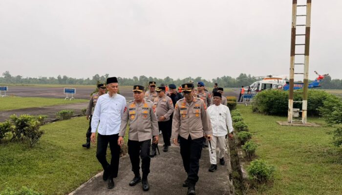 TURUN LANGSUNG KE LAPANGAN, KAPOLDA RIAU TINJAU PROGRES JEMBATAN MERAH PUTIH PRESISI DI DUMAI