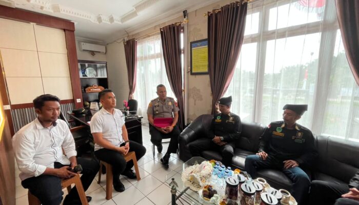 Polri-LAMR Satukan Kekuatan, Kapolsek Bukit Kapur dan Tameng Adat Perkuat Benteng Kamtibmas