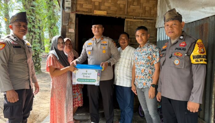 AKP Boy Setiawan Tebar Kepedulian, Jumat Berkah Sentuh Warga Kurang Mampu
