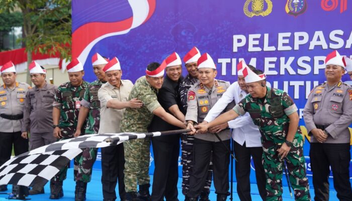 Kapolda Riau Lepas Tim Ekspedisi Merah Putih Presisi, Sasar 17 Desa di Wilayah 3T